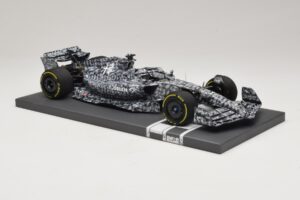 Alfa Romeo Orlen C42 R. Kubica Testing Barcelona 2022 Minichamps 1:18 117229988 Sveķi — attēls 4 no 7