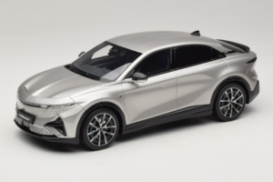 Alpine A390 GT Argent Mercure Otto 1:18 OT1318 Sveķi