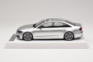 Audi S6 C7 Florett Silver Metallic IVY Merit 1:18 REMC038 Sveķi