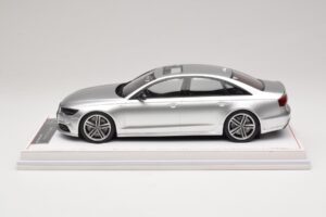 Audi S6 C7 Florett Silver Metallic IVY Merit 1:18 REMC038 Sveķi