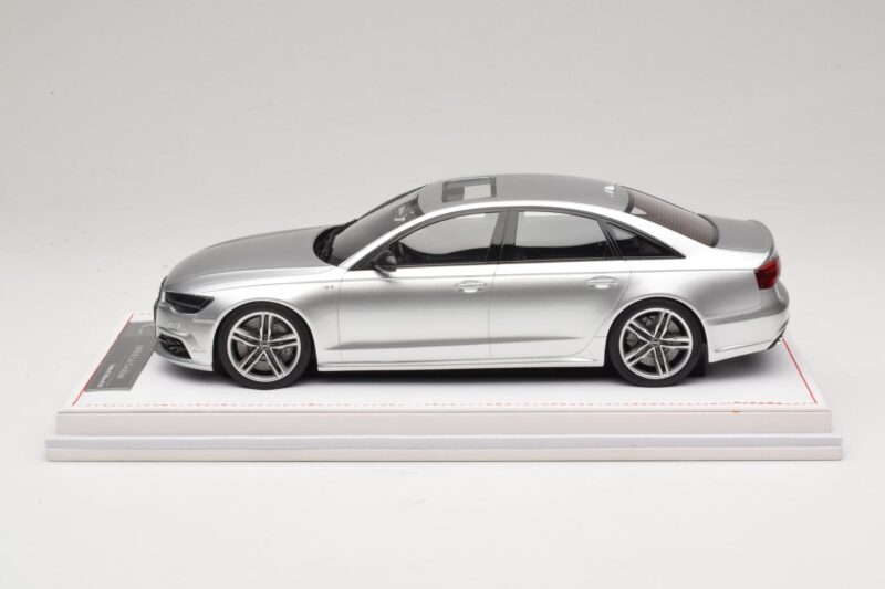 Audi S6 C7 Florett Silver Metallic IVY Merit 1:18 REMC038 Sveķi