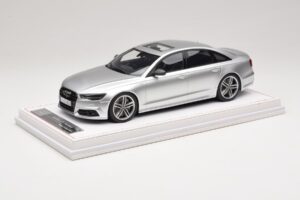 Audi S6 C7 Florett Silver Metallic IVY Merit 1:18 REMC038 Sveķi — attēls 2 no 7
