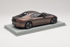 Maserati GranTurismo Trofeo Rame Folgore BBR 1:18 P18240AMAS Sveķi — attēls 3 no 7