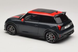 Mini Cooper JCW F66 Legend Grey Otto 1:18 OT1244 Sveķi — attēls 5 no 6