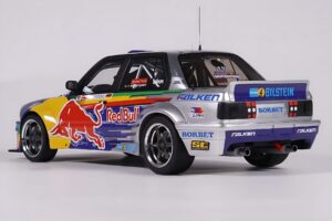 BMW E30 V8 #229 E. Hountondji Red Bull Driftbrothers Drift 2023 Zils Otto 1:18 OT486 Sveķi — attēls 5 no 5