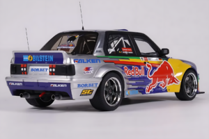 BMW E30 V8 #229 E. Hountondji Red Bull Driftbrothers Drift 2023 Zils Otto 1:18 OT486 Sveķi — attēls 2 no 5