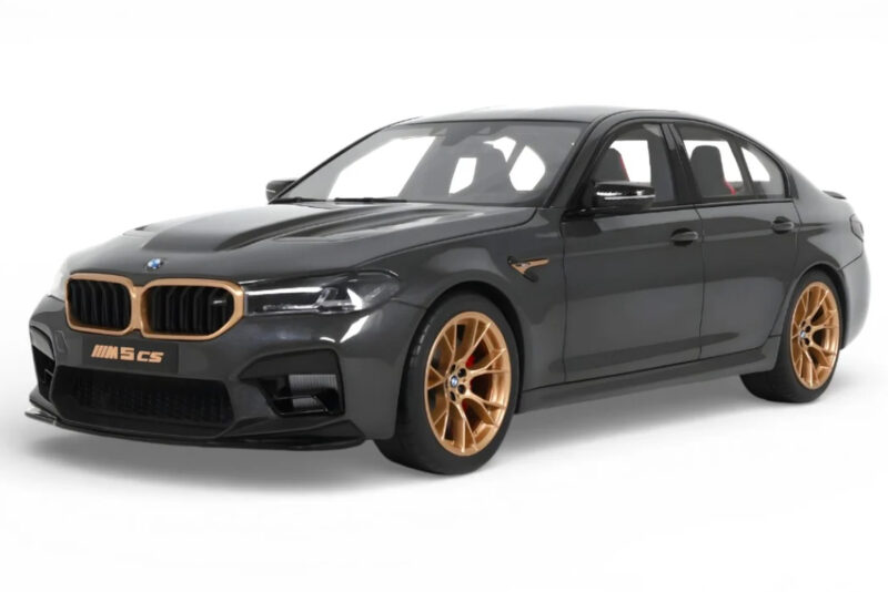 BMW M5 CS F90 Brands Hatch Grey Metallic GT Spirit 1:18 GT993 Sveķi
