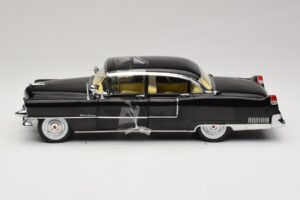 Cadillac Fleetwood Series 60 The Godfather Greenlight 1:18 12949 Metāls — attēls 3 no 6