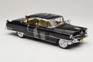 Cadillac Fleetwood Series 60 The Godfather Greenlight 1:18 12949 Metāls — attēls 4 no 6