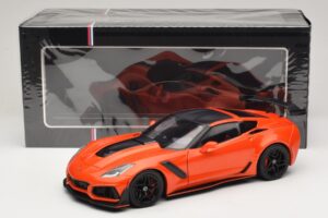 Chevrolet Corvette C7 ZR1 Sarkans IXO 1:18 U18RDC001-FO Metāls — attēls 8 no 8