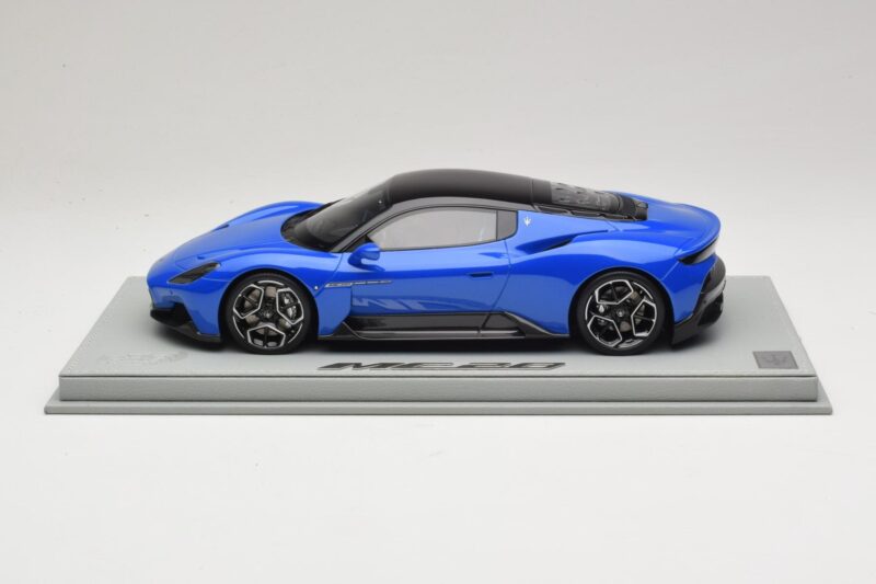 Maserati MC20 Blu Infinito BBR 1:18 P18191EMAS Sveķi