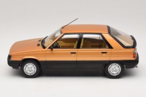 Renault 11 GTL Zelts MCG 1:18 MCG18590 Metāls — attēls 3 no 6