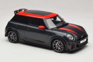 Mini Cooper JCW F66 Legend Grey Otto 1:18 OT1244 Sveķi — attēls 4 no 6
