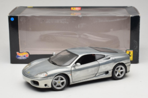 Ferrari 360 Modena Hroma Sudrabs Hot Wheels 1:18 27774 Metāls — attēls 8 no 8