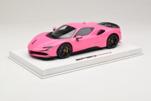 Ferrari SF90 Pack Fiorano Spīdīgs Qatar Pink BBR 1:18 RACELINE137 Sveķi