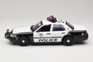 Ford Crown Victoria Police Interceptor The Hangover Movie Greenlight 1:18 12911 Metāls — attēls 3 no 6