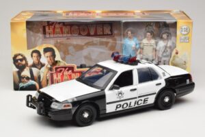 Ford Crown Victoria Police Interceptor The Hangover Movie Greenlight 1:18 12911 Metāls — attēls 6 no 6
