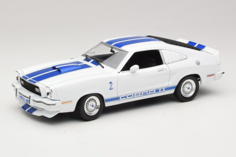 Ford Mustang II Cobra II Charlie's Angels Movie Greenlight 1:18 12880 Metāls