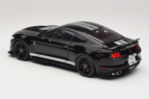 Ford Mustang Shelby GT500 S550 Melns IXO 1:18 U18RDC002-FO Metāls — attēls 7 no 8