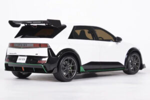Hyundai Ioniq 5 N DK Edition Atlas White Matt Otto 1:18 OT1227 Sveķi — attēls 2 no 5