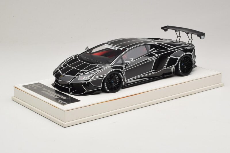 Lamborghini Aventador Liberty Walk TRON Spīdīgi Melns JUC 1:18 J32-14 Sveķi