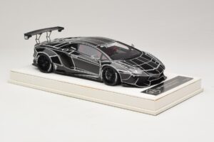 Lamborghini Aventador Liberty Walk TRON Spīdīgi Melns JUC 1:18 J32-14 Sveķi — attēls 4 no 7