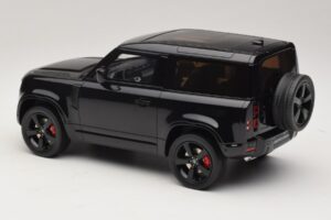 Land Rover Defender 90 L663 P400 X-Dynamic HSE Santorini Black GT Spirit 1:18 GT992 Sveķi — attēls 5 no 6