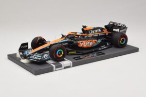McLaren MCL36 O. Piastri Abu Dhabi Test 2022 Minichamps 1:18 537221828 Sveķi