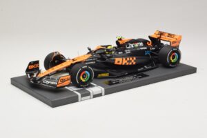 McLaren MCL60 #4 L. Norris 2nd Place Japanese GP 2023 Minichamps 1:18 537233504 Sveķi