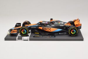 McLaren MCL60 #81 O. Piastri Hungarian GP 2023 Minichamps 1:18 537233081 Sveķi — attēls 3 no 7
