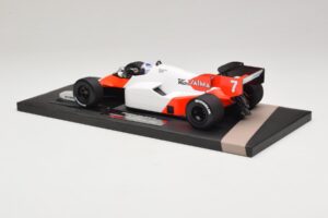 McLaren MP4/2 TAG #7 A. Prost Portuguese GP Winner 1984 Minichamps 1:18 537841807 Sveķi — attēls 5 no 7