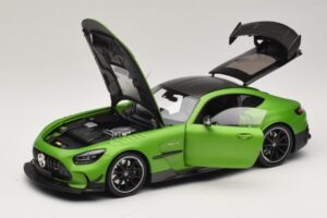 Mercedes AMG GT Black Series C190 Matt Green Metallic Minichamps 1:18 110032022 Metāls — attēls 2 no 8