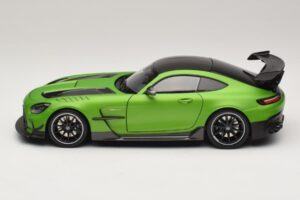 Mercedes AMG GT Black Series C190 Matt Green Metallic Minichamps 1:18 110032022 Metāls — attēls 4 no 8