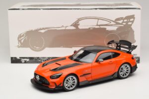 Mercedes AMG GT Black Series C190 Oranžs ar Sudraba Diskiem Minichamps 1:18 110032024 Metāls — attēls 8 no 8