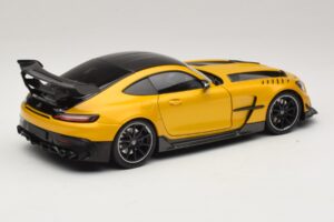 Mercedes AMG GT Black Series C190 Solarbeam Yellow Metallic Minichamps 1:18 110032021 Metāls — attēls 3 no 8