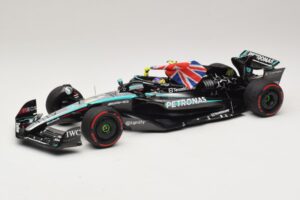 Mercedes AMG Petronas W15 E Performance L. Hamilton Winner British GP 2024 Minichamps 1:18 110241244 Sveķi