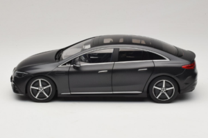Mercedes EQE V295 Graphite Grey Magno NZG 1:18 B66961108 Metāls — attēls 3 no 8