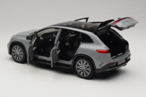 Mercedes EQS SUV X296 Manufaktur Alpine Grey NZG 1:18 B66960591 Metāls — attēls 5 no 8
