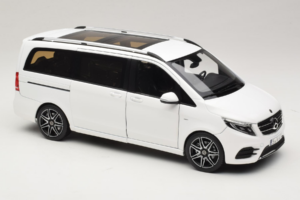 Mercedes V-Class W447 AMG Line Balts Norev 1:18 183876 Metāls — attēls 6 no 8