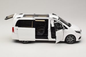 Mercedes V-Class W447 AMG Line Balts Norev 1:18 183876 Metāls — attēls 4 no 8