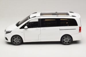 Mercedes V-Class W447 AMG Line Balts Norev 1:18 183876 Metāls — attēls 5 no 8