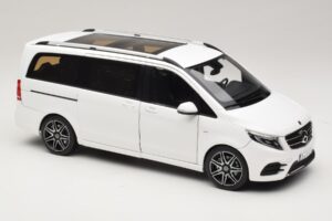 Mercedes V-Class W447 AMG Line Balts Norev 1:18 183876 Metāls — attēls 6 no 8
