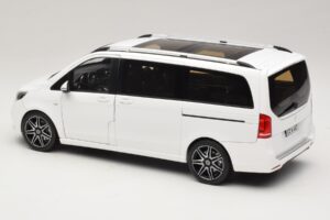 Mercedes V-Class W447 AMG Line Balts Norev 1:18 183876 Metāls — attēls 7 no 8