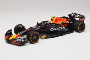 Oracle Red Bull Racing RB18 S. Perez Winner Monaco GP 2022 Minichamps 1:18 110220711 Sveķi