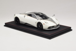 Pagani Huayra Luminous Green AB 1:18 REMC041 Sveķi — attēls 4 no 7