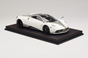 Pagani Huayra Luminous Green AB 1:18 REMC041 Sveķi — attēls 4 no 7