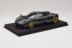 Pagani Huayra Starry Night Sky AB 1:18 REMC039 Sveķi — attēls 2 no 7