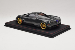 Pagani Huayra Starry Night Sky AB 1:18 REMC039 Sveķi — attēls 5 no 7