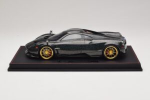 Pagani Huayra Starry Night Sky AB 1:18 REMC039 Sveķi