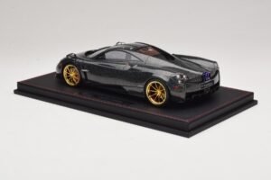 Pagani Huayra Starry Night Sky AB 1:18 REMC039 Sveķi — attēls 5 no 7